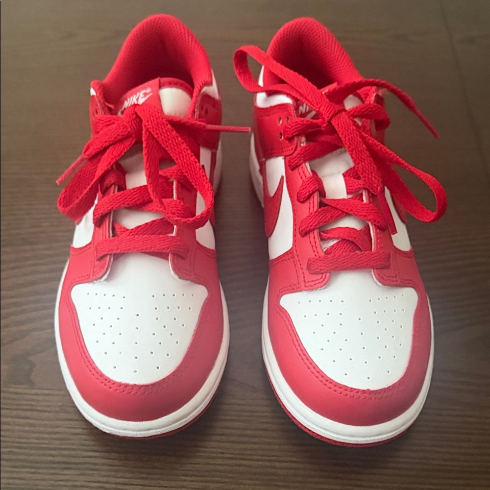 Nike Kids Red and White Low-Top Court  Sneakers - Picture 4 of 8